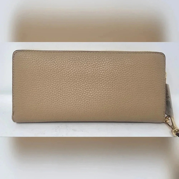 Michael Kors Jet Set Large Travel Continental Leather Wallet Wristlet Camel NWT - Picture 2 of 14